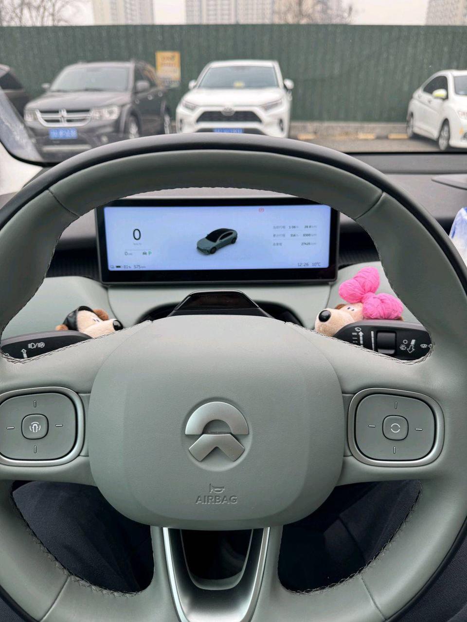 疾驰E300L换尊龙凯时ET5，电车通勤代步新体验